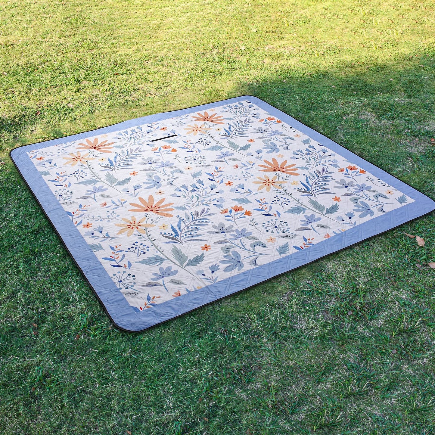 Picnic Blankets 79"x79" Extra Large Outdoor Blanket Beach Blanket Waterproof SandProof Picnic Mat Washable Foldable Portable for Grass Lawn Beach Camping (White with Flowers)