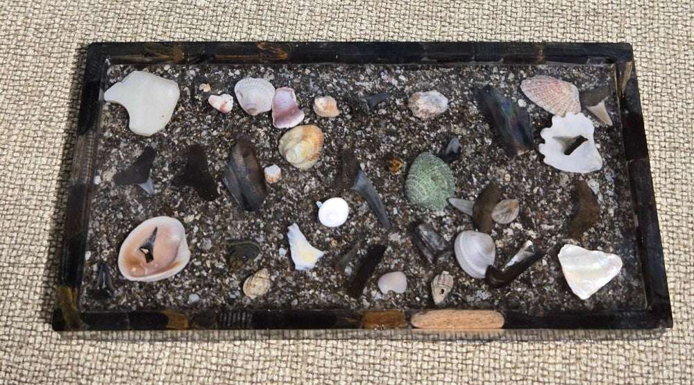 Resin tray with emerald ocean tones and wave textures